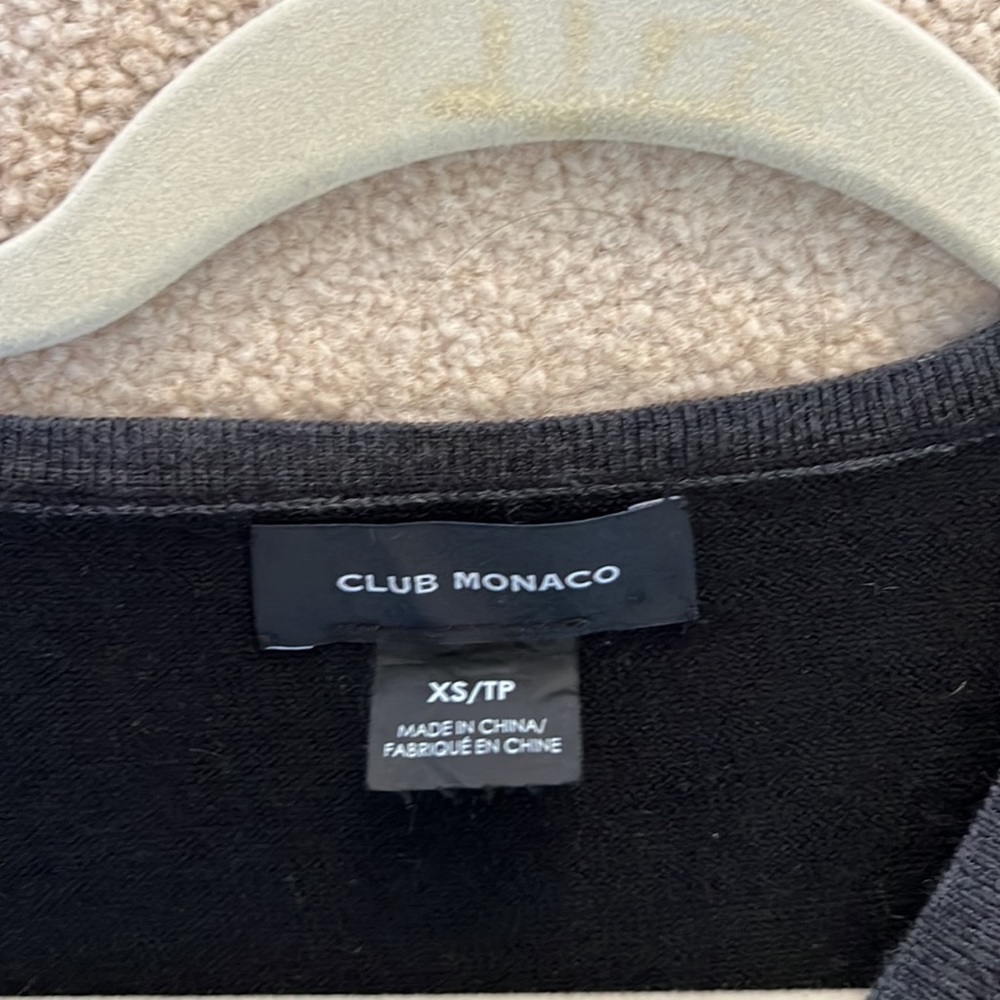 Club Monaco black sweater , size XS. Hardly worn, can’t wear after pregnancy. - Picture 2 of 3